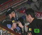 Obrázok “http://th69.photobucket.com/albums/i41/JoelzBabyGirl16/Good%20Charlotte/The%20Madden%20Twins/th_awwwjoelkissedthepuppy.gif” sa nedá zobraziť, pretože obsahuje chyby.